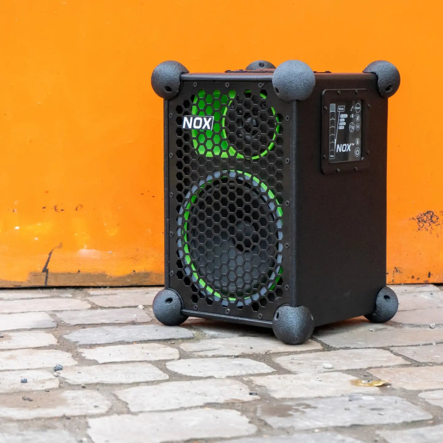 NOX-160, l’enceinte la plus légère pour une puissance hors norme